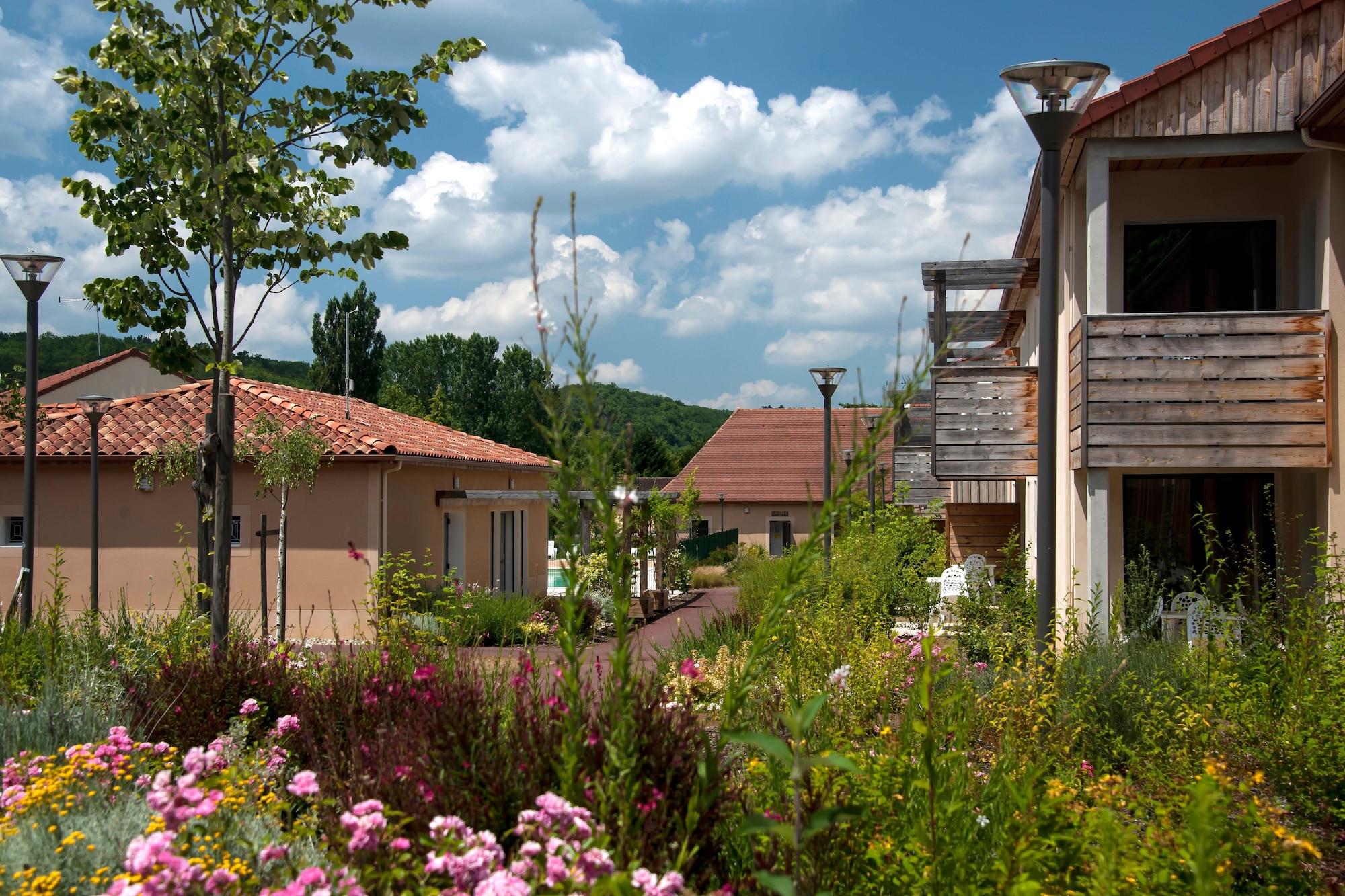 Vacanceole - Residence Le Clos Du Rocher Les Eyzies Exterior photo